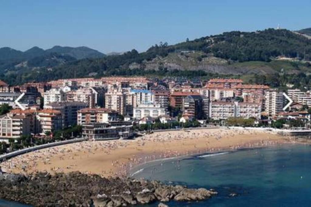 Castro Holidays - Centrico Piscina Urbanizacion Garaje Gratis Castro Urdiales Buitenkant foto