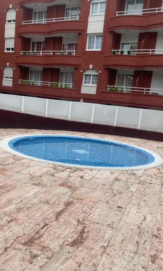 Castro Holidays - Centrico Piscina Urbanizacion Garaje Gratis Castro Urdiales Buitenkant foto